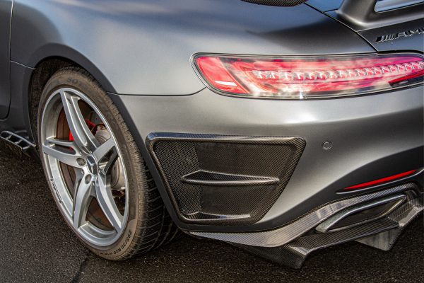 Mercedes AMG GT/GTS – Carbon Fiber Rear Air Outlet