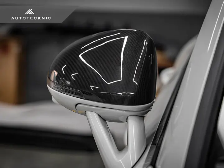 AUTOTECKNIC REPLACEMENT DRY CARBON MIRROR COVERS – PORSCHE 95B MACAN