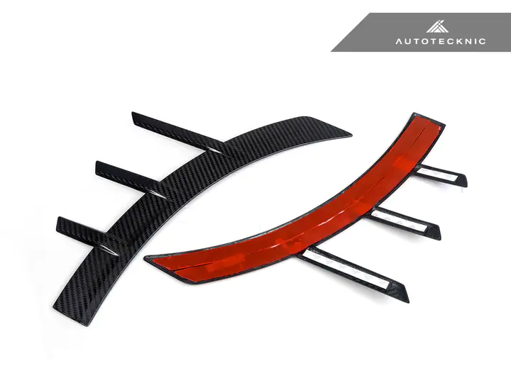 AUTOTECKNIC DRY CARBON FRONT FENDER ARCH TRIM SET – G87 M2