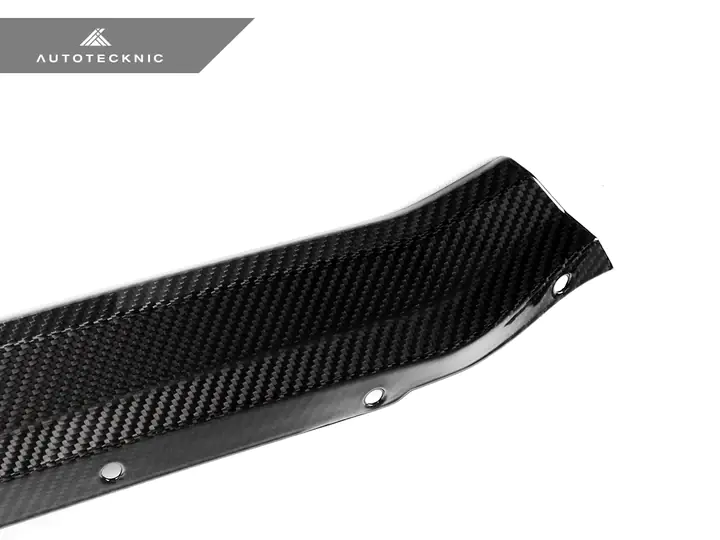 AUTOTECKNIC DRY CARBON COMPETITION FRONT AERO LIP – CORVETTE C8 2020-2023