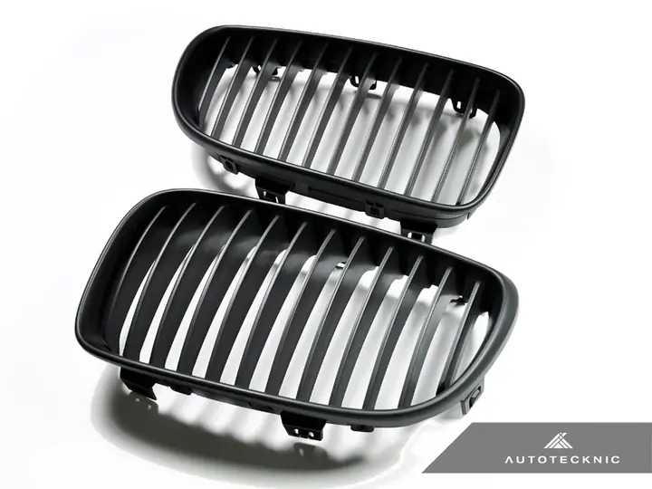 AUTOTECKNIC STEALTH BLACK FRONT GRILLE SET – E82 1-SERIES & 1M