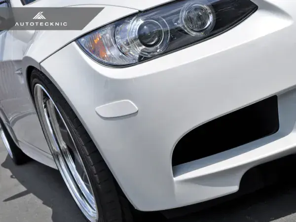 AUTOTECKNIC PAINTED FRONT BUMPER REFLECTORS – E9X M3