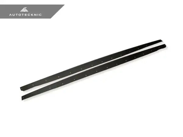 AUTOTECKNIC DRY CARBON FIBER SIDE SILL SET – G01 X3 | G02 X4