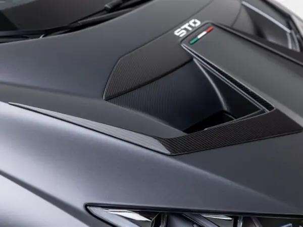 Vorsteiner Huracan STO Aero Hood Ducts Carbon Fiber